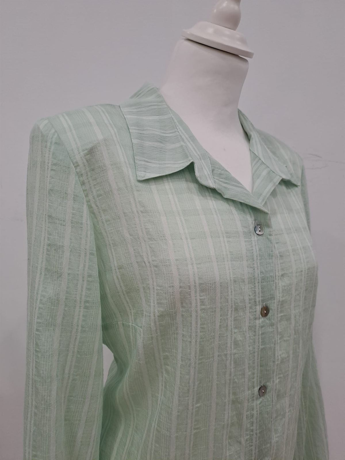 Camisa verde - Imagen 4