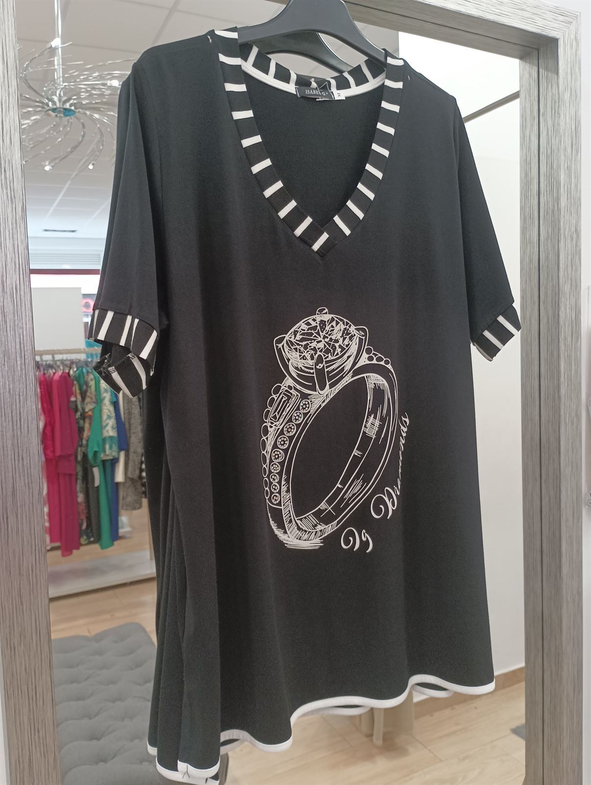 Camiseta anillo moda curvy - Imagen 2