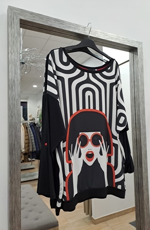 Camiseta chica gafas - Imagen 2