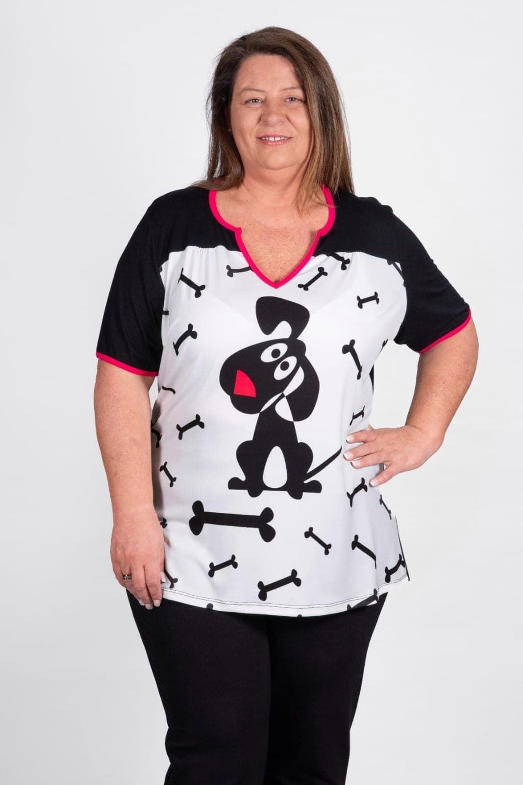 Camiseta perro y huesos moda curvy - Imagen 1