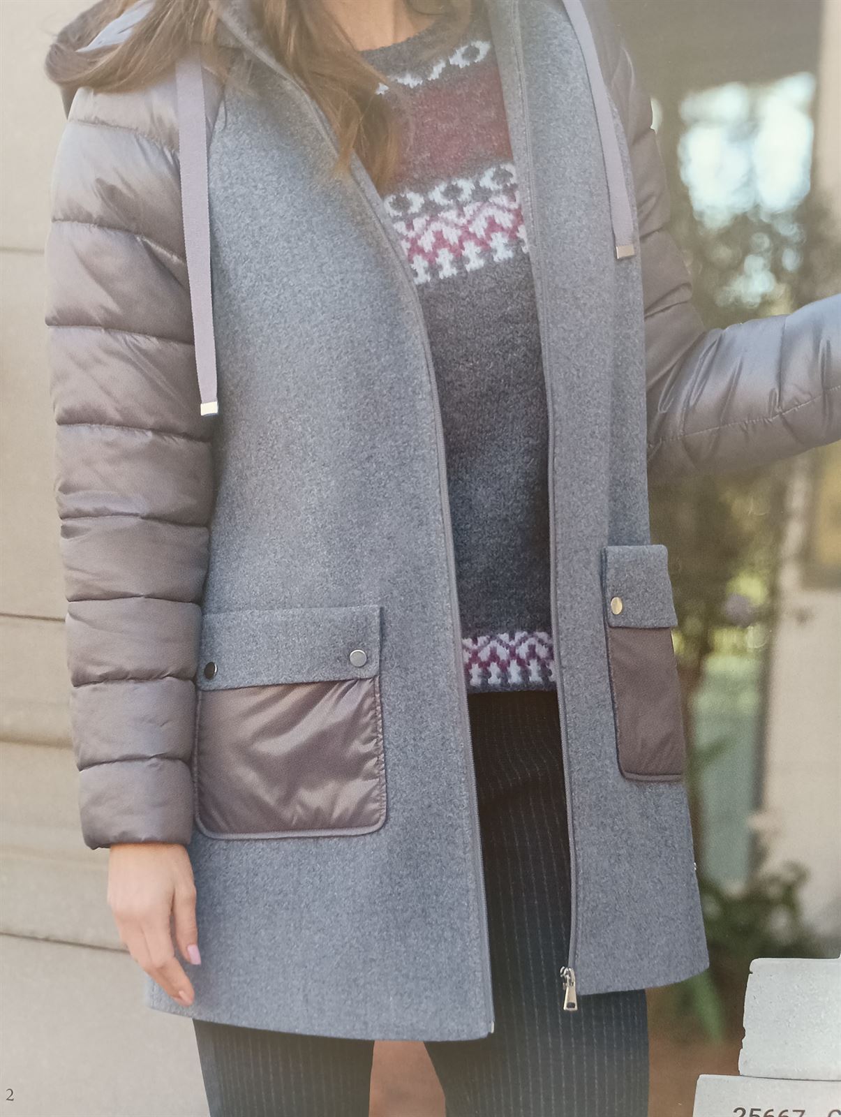 Chaquetón/ parka gris - Imagen 2