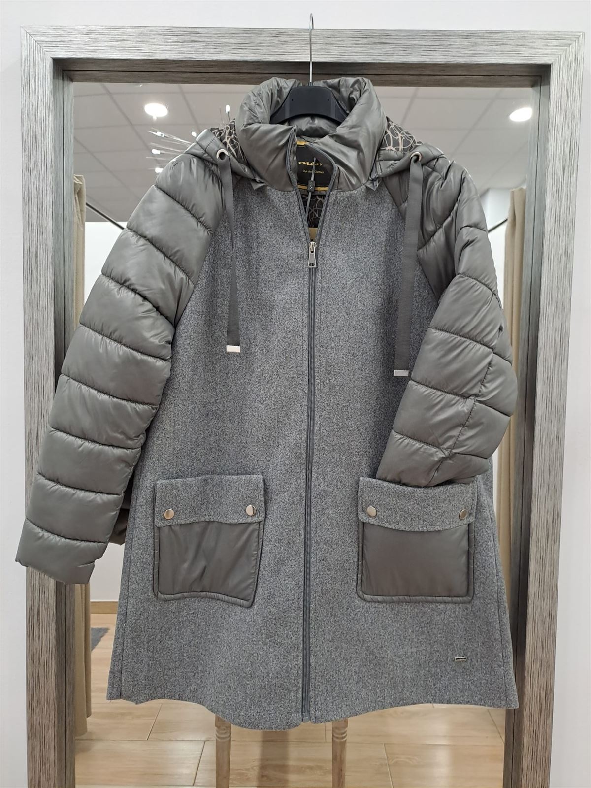Chaquetón/ parka gris - Imagen 4
