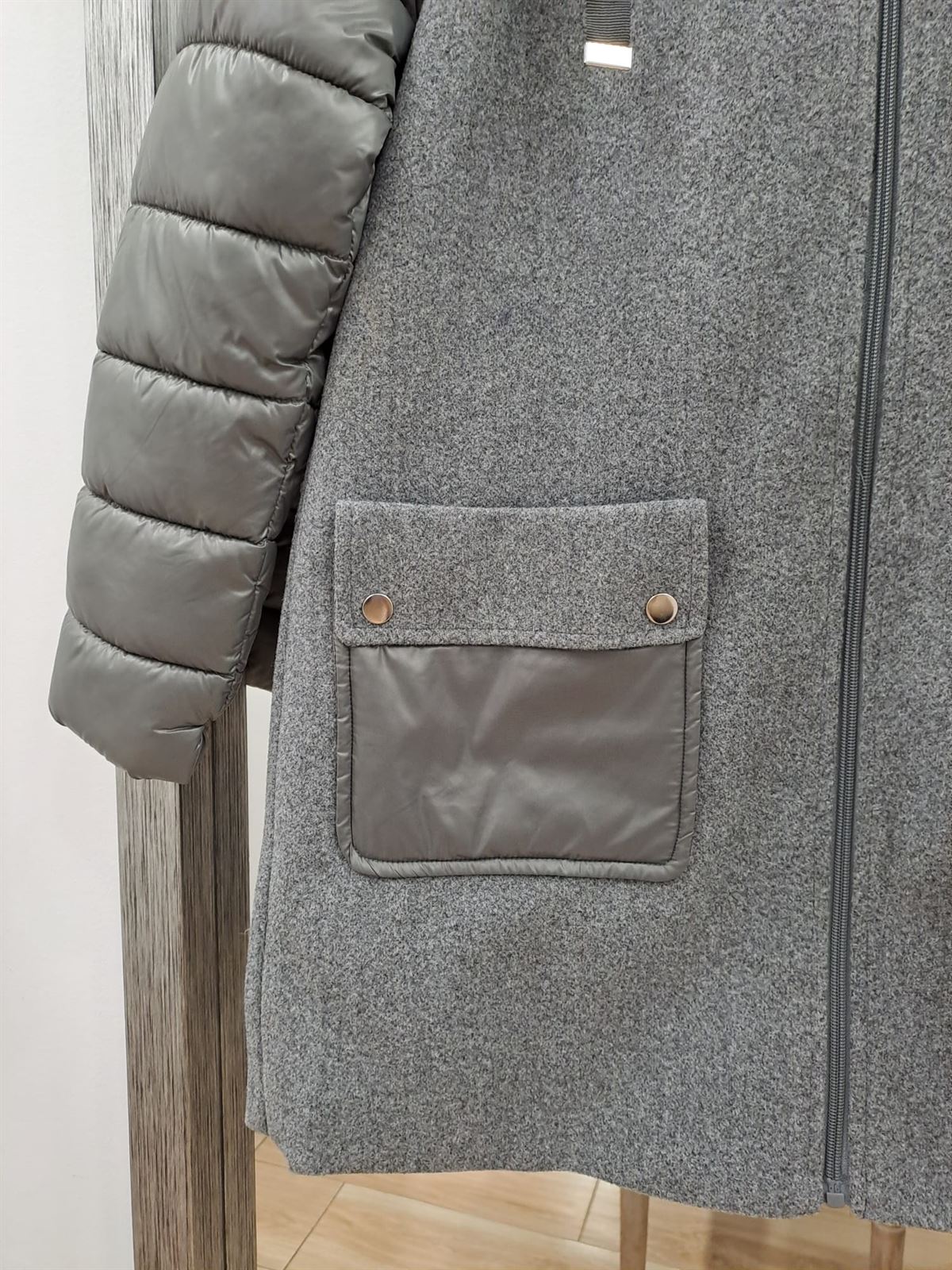 Chaquetón/ parka gris - Imagen 6