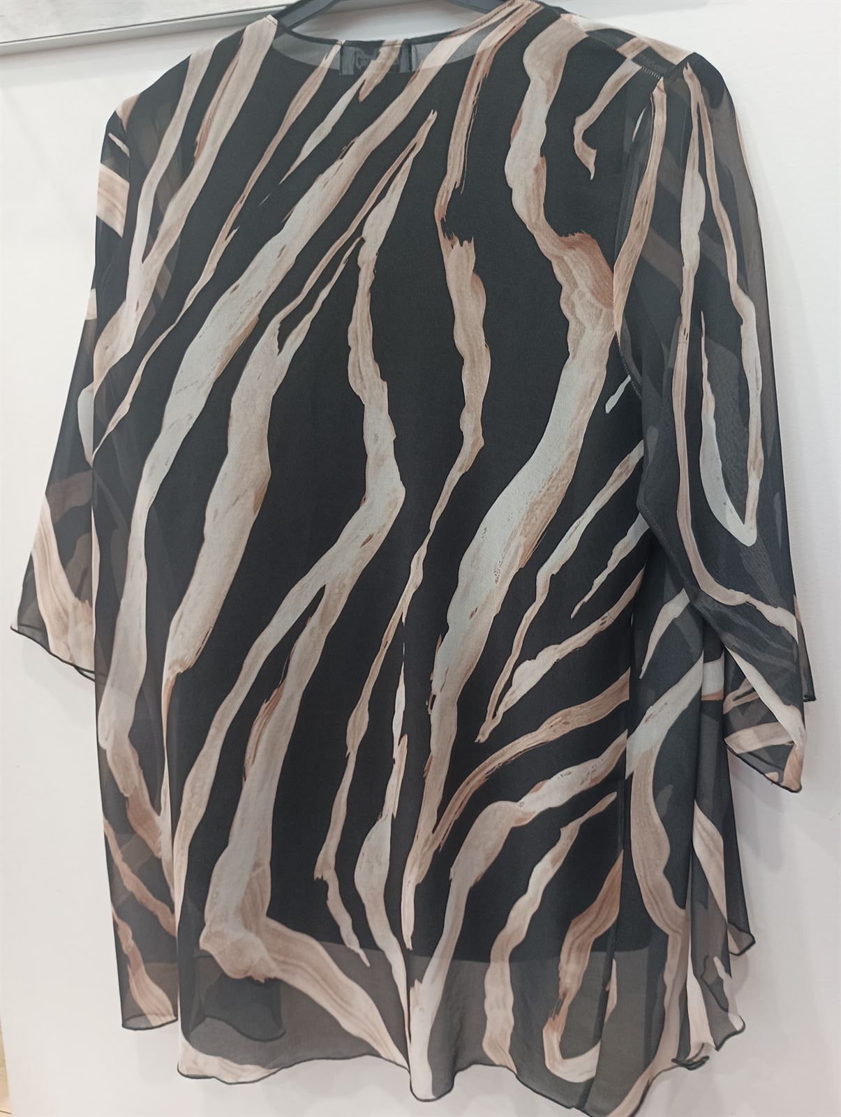 Conjunto pantalón zebra 3 piezas - Imagen 4