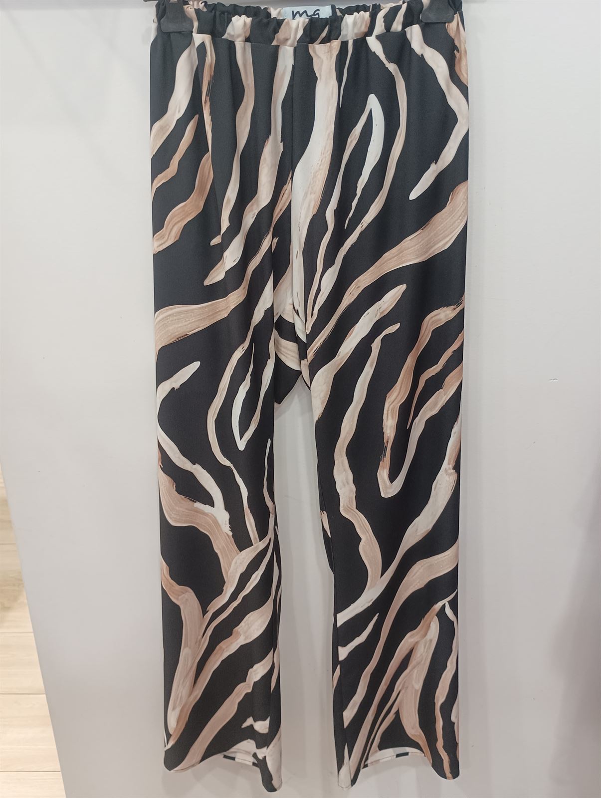 Conjunto pantalón zebra 3 piezas - Imagen 5