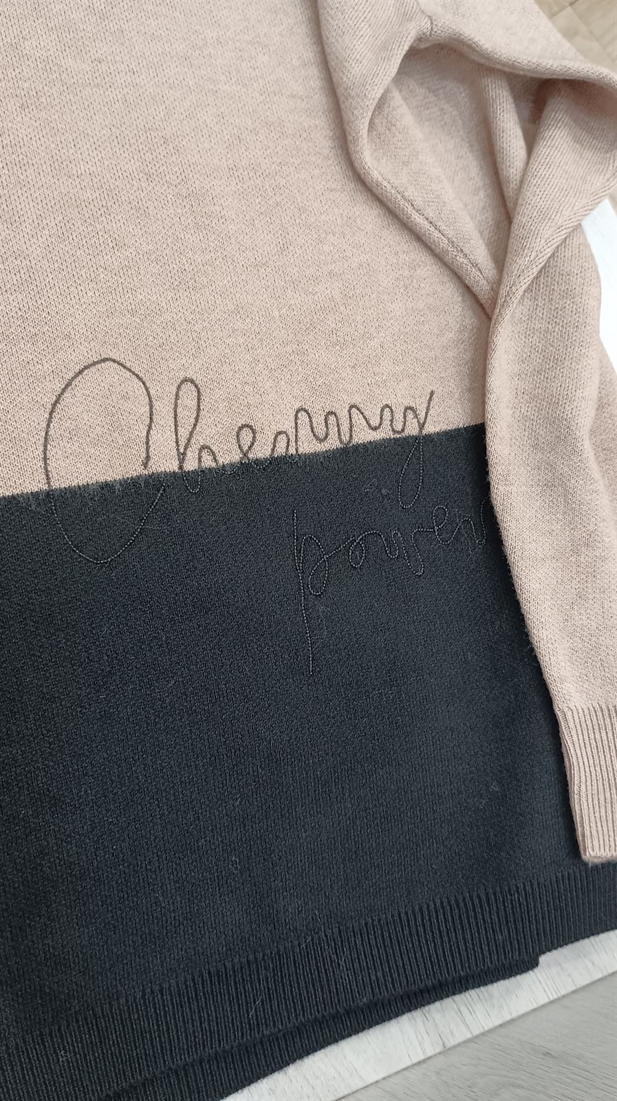 Jersey a pico beis/negro - Imagen 2