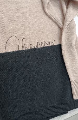 Jersey a pico beis/negro - Imagen 2