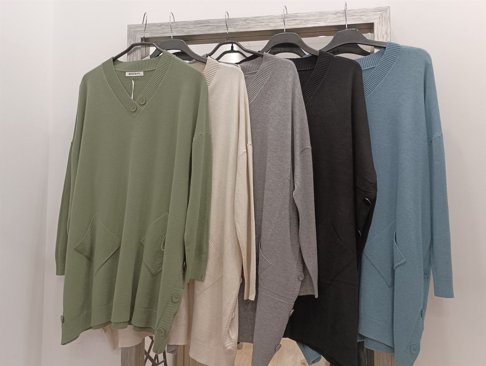 Jersey tipo capa moda curvy - Imagen 4