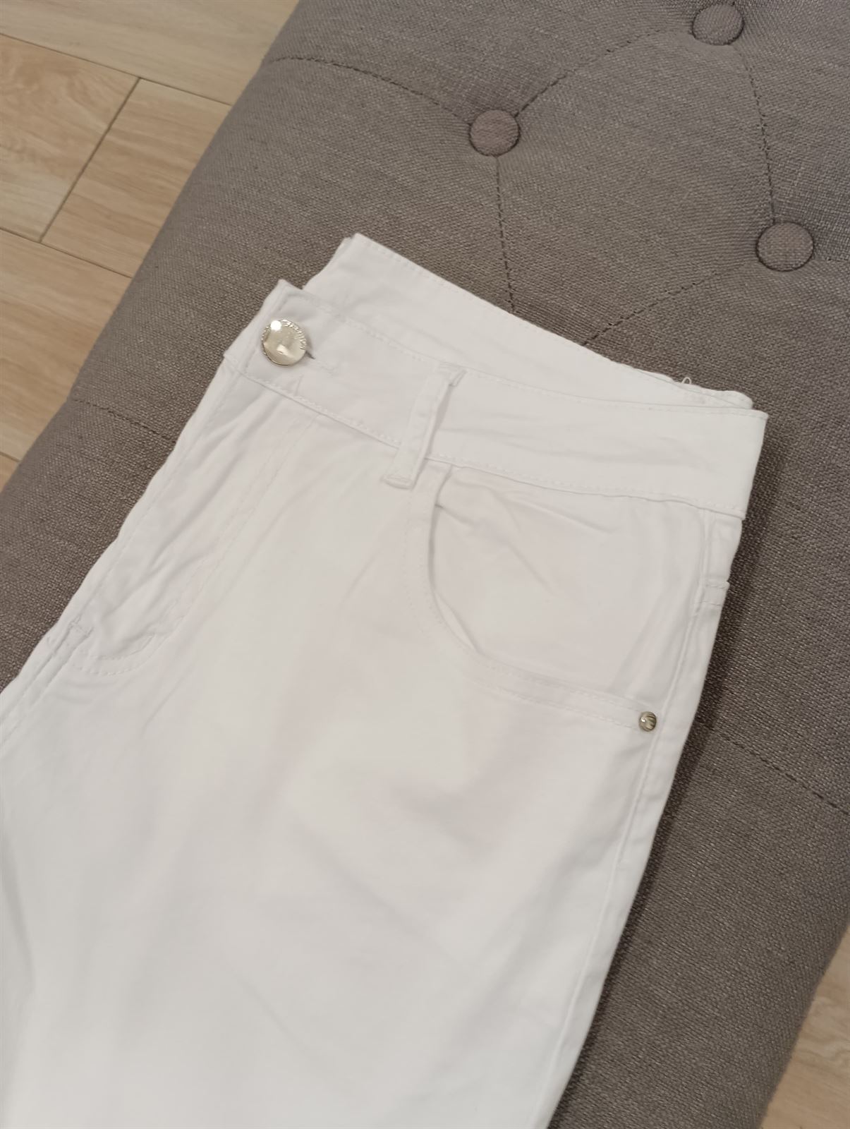 Pantalón corto blanco - Imagen 3