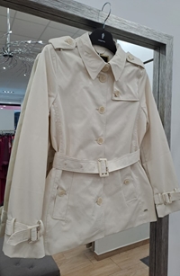 Parka corta blanco roto Louisa - Imagen 2