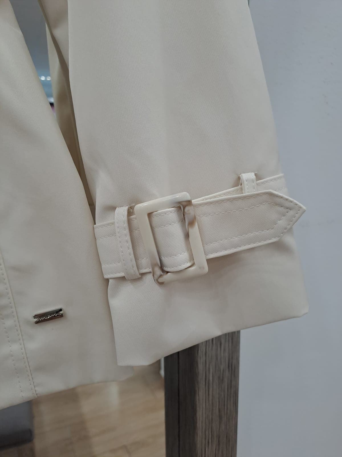 Parka corta blanco roto Louisa - Imagen 5