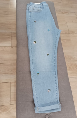 Vaquero flor bordada - Imagen 2