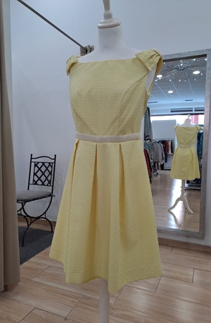 Vestido amarillo corto, Lisa - Imagen 2