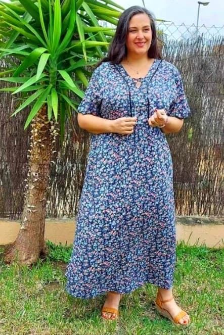 Vestido florecillas moda curvy - Imagen 1