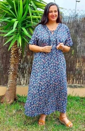 Vestido florecillas moda curvy - Imagen 1