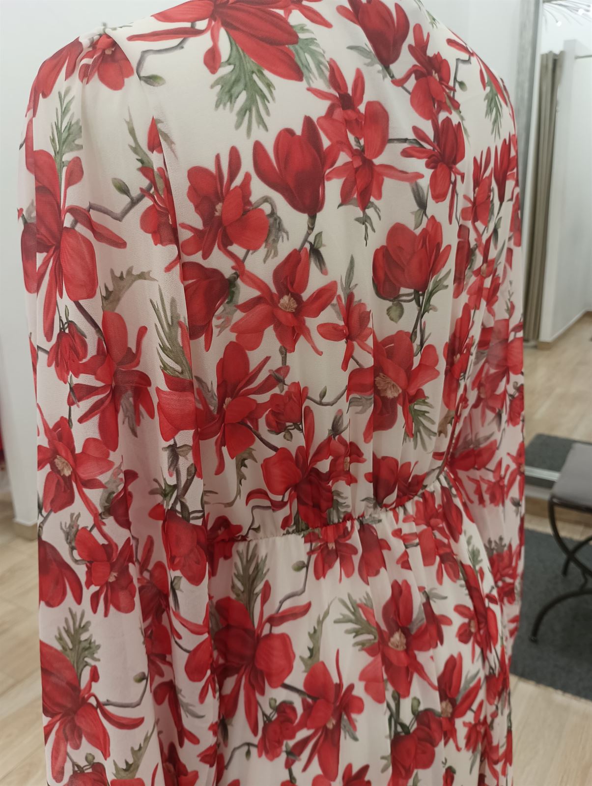 Vestido florecillas rojas - Imagen 3
