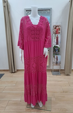 Vestido ibicenco fucsia moda curvy - Imagen 1