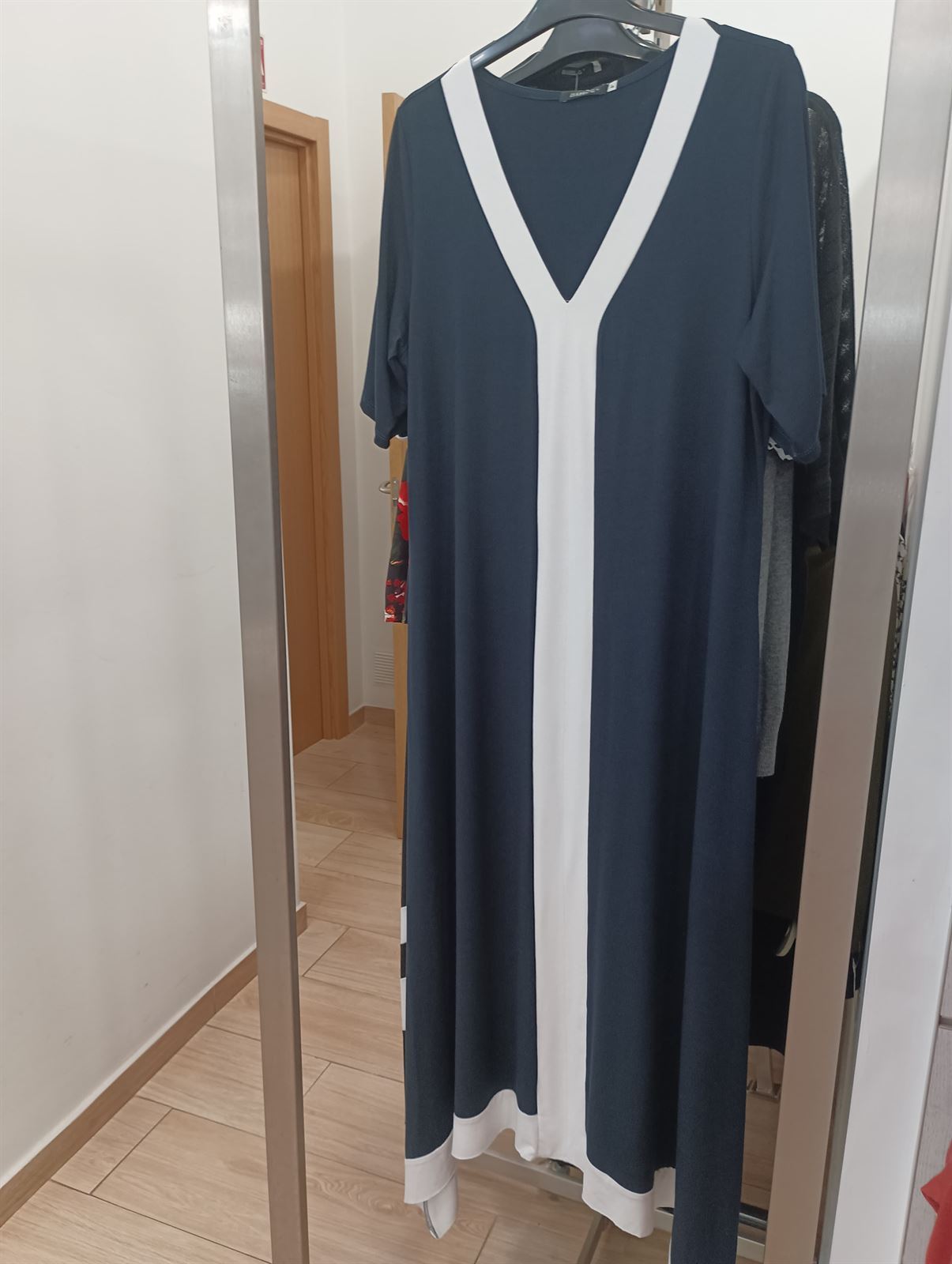 Vestido largo azul marino - Imagen 3