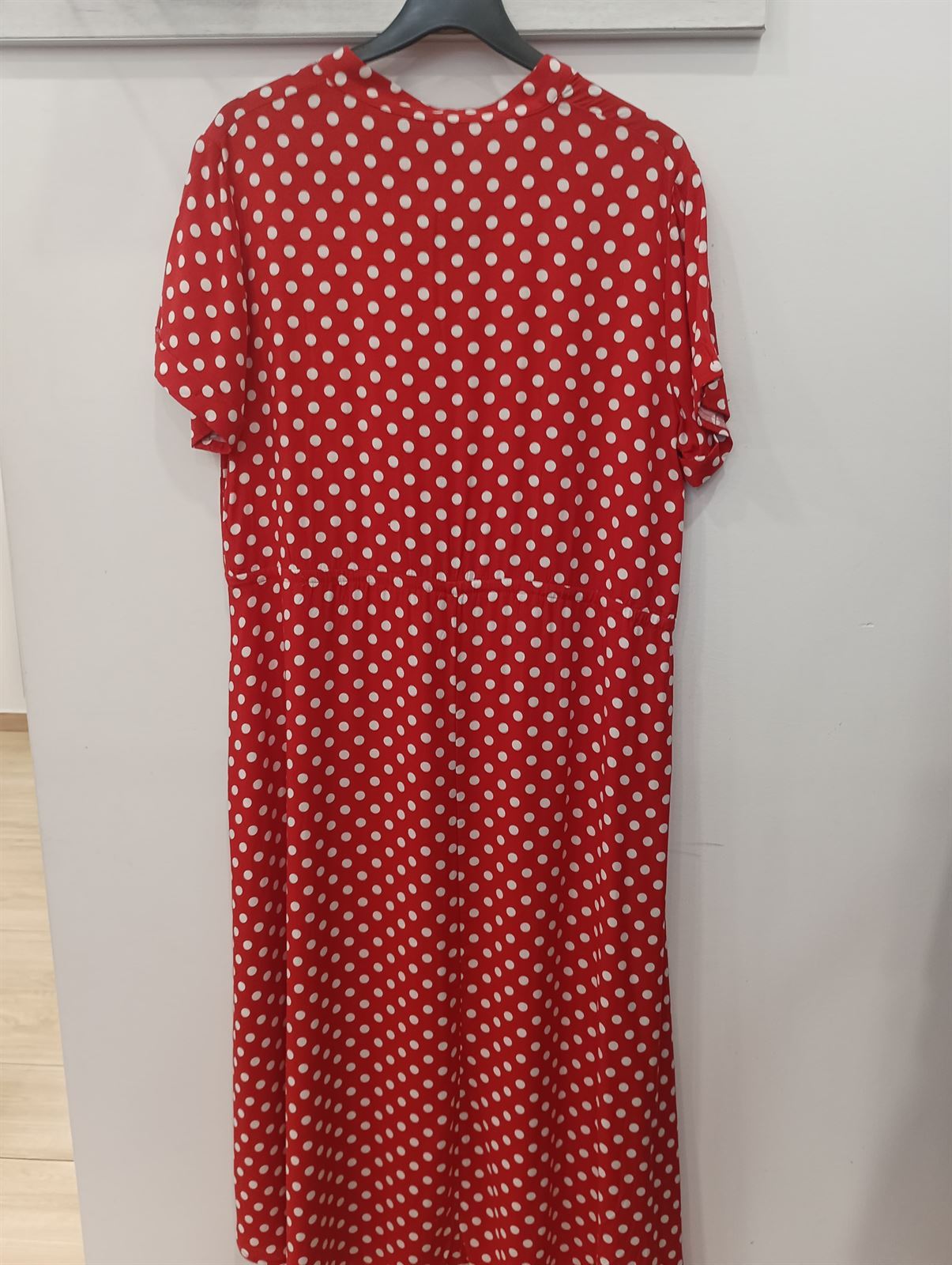 Vestido lunares rojo - Imagen 3