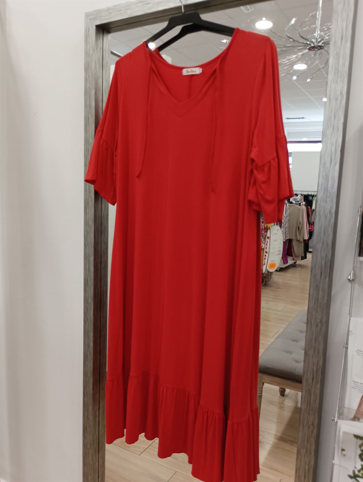 Vestido viscosa rojo moda curvy - Imagen 2